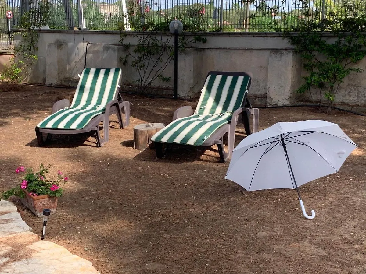 Villa Anna Guesthouse Brindisi 0*,  Italy